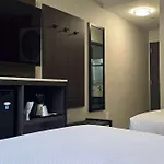 Ramada By Wyndham Brooklyn Empire Blvd